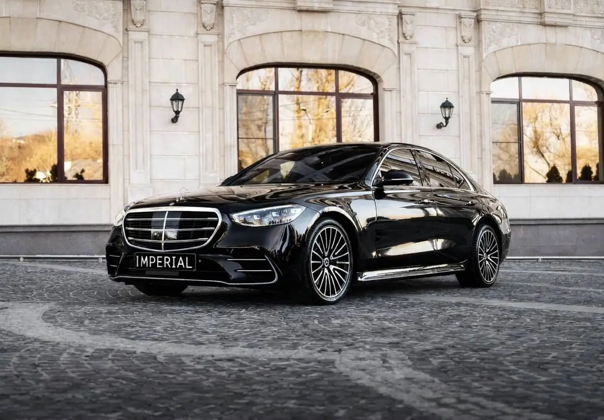 Mercedes Benz W223 1