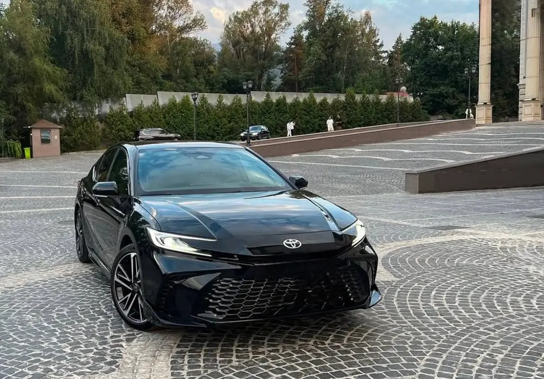 Toyota Camry 80 1